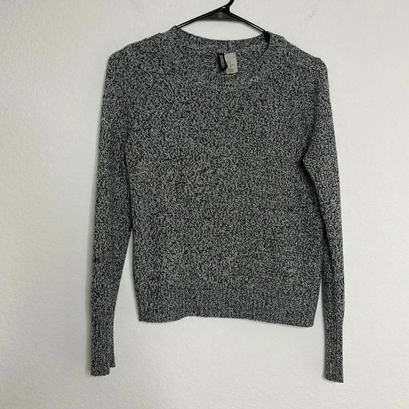 H&M | Static Crewneck Sweater | Sz XS - Picture 2 of 5